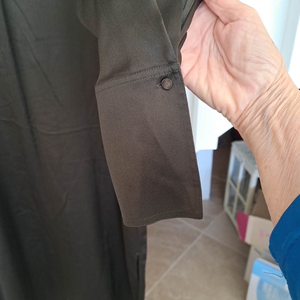 Vince Silk Dark Olive  Band Collar Maxi Shirt  Dress sz0 Excellent. - Picture 3 of 7